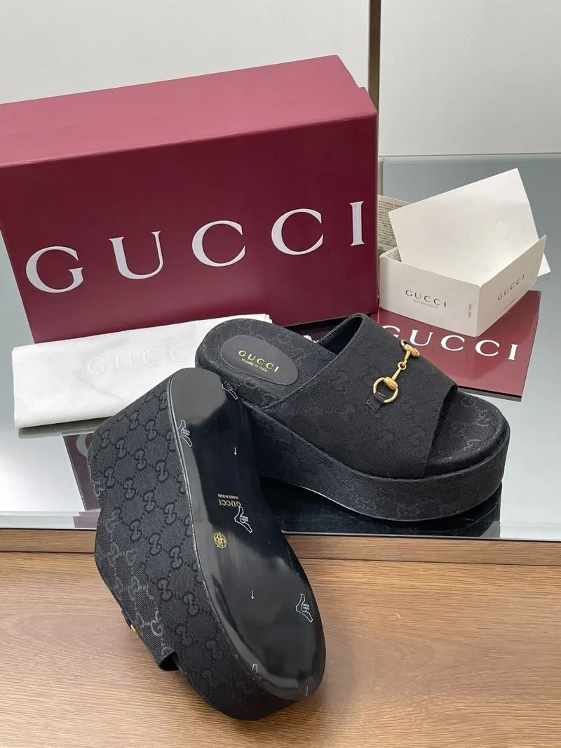 Bold Gucci Slippers 24729