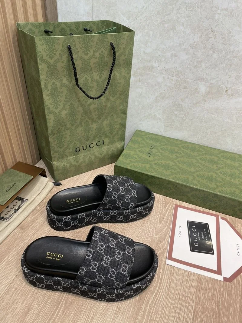 Gucci Slippers Versatile 24704