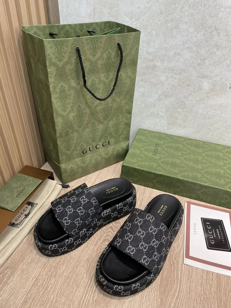 Gucci Slippers Versatile 24704