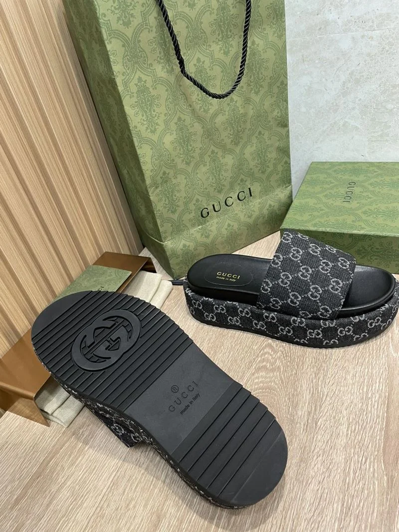 Gucci Slippers Versatile 24704
