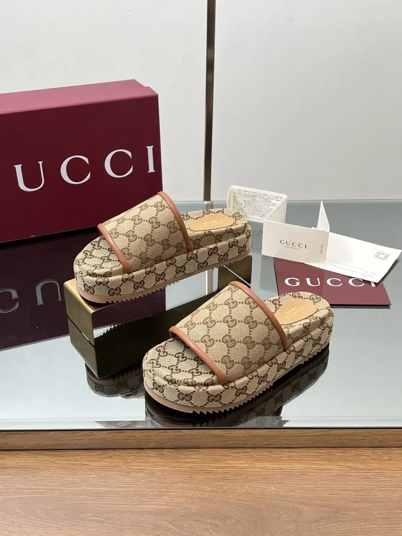 Snug Gucci Slippers 24696