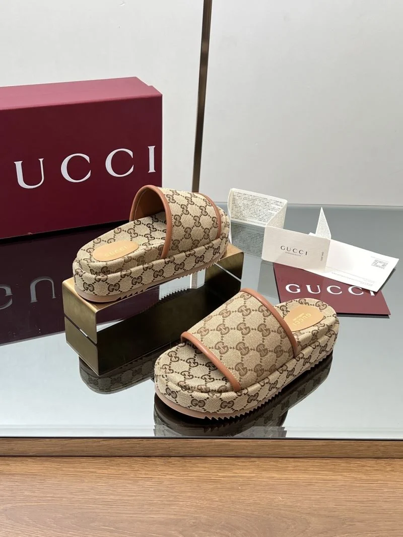 Snug Gucci Slippers 24696