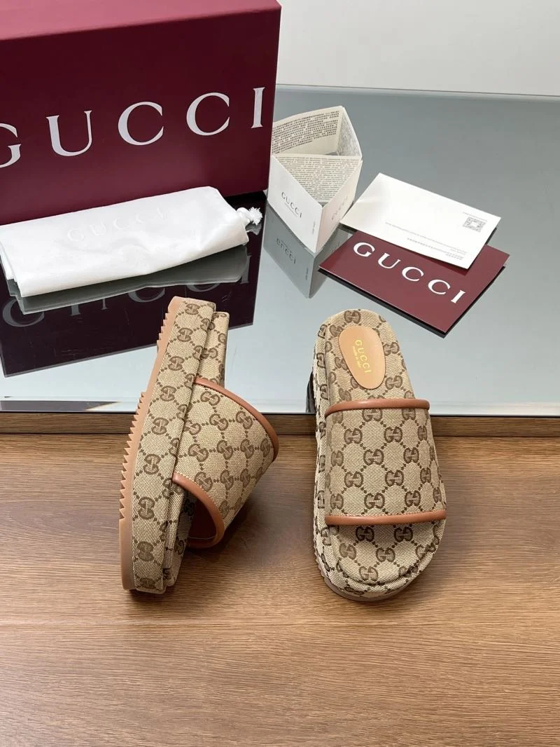 Snug Gucci Slippers 24696