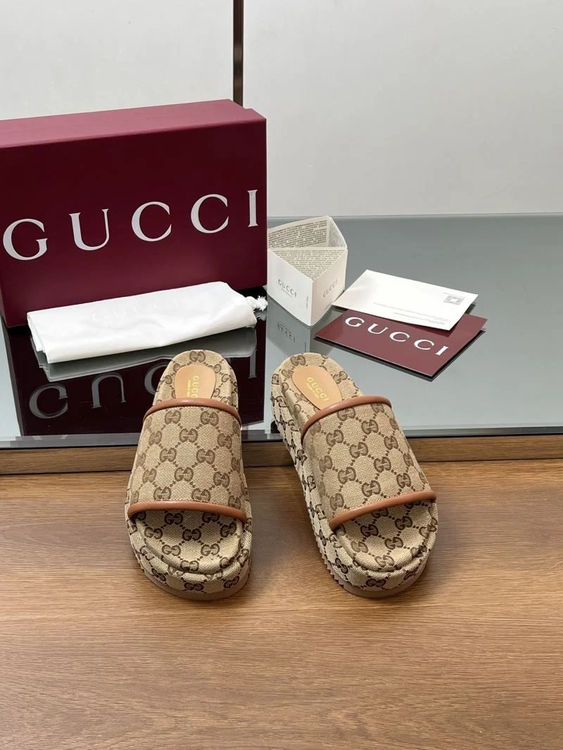 Snug Gucci Slippers 24696