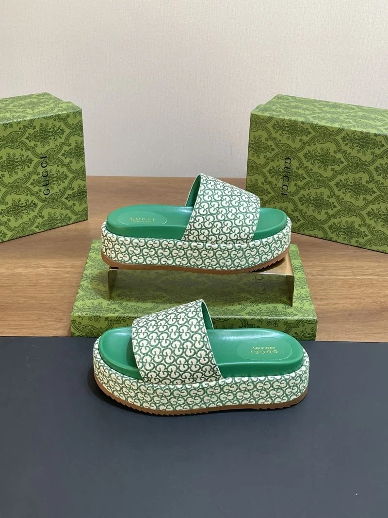 Gucci Slippers Comfortable 24710