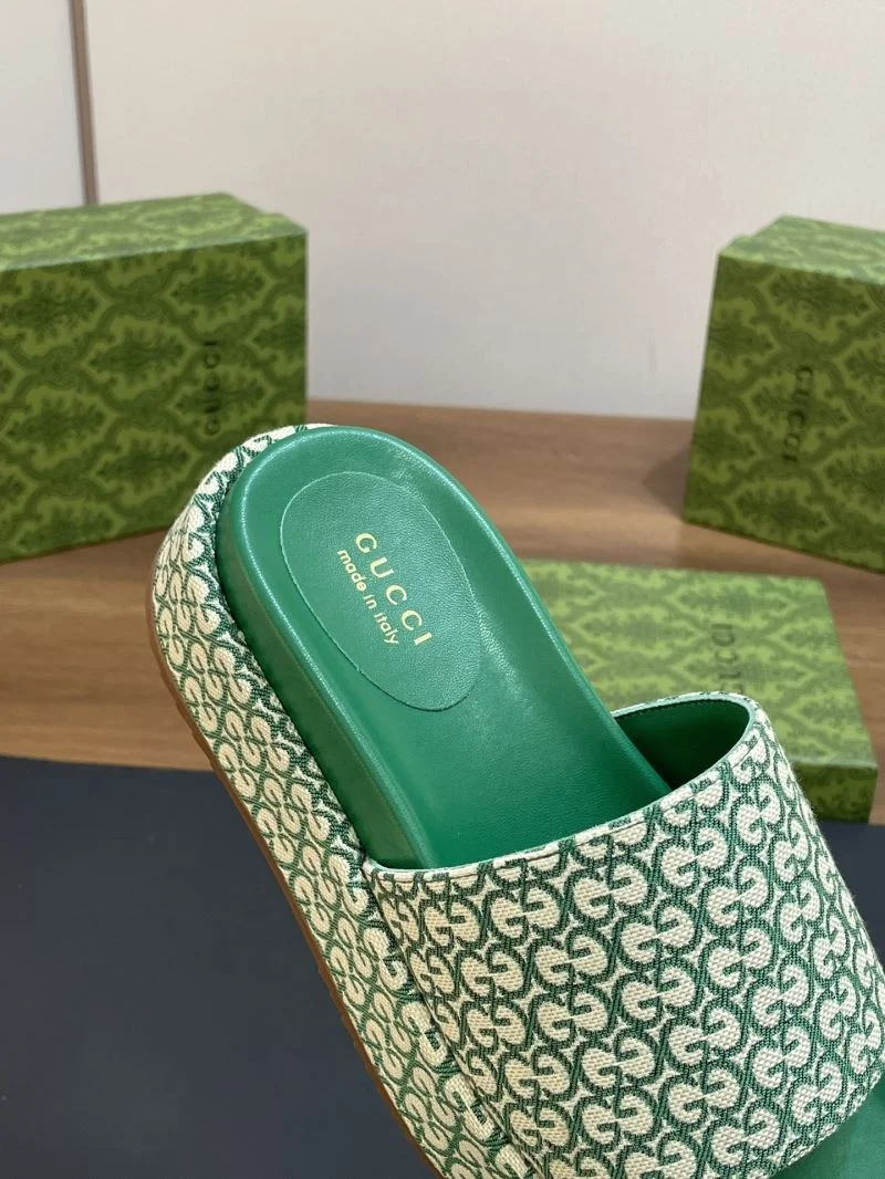 Gucci Slippers Comfortable 24710