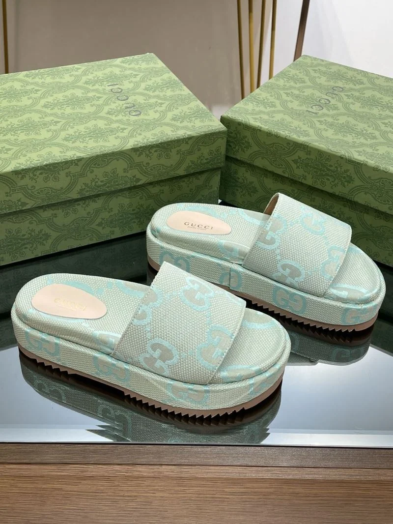 Gucci Slippers Vibrant 24697