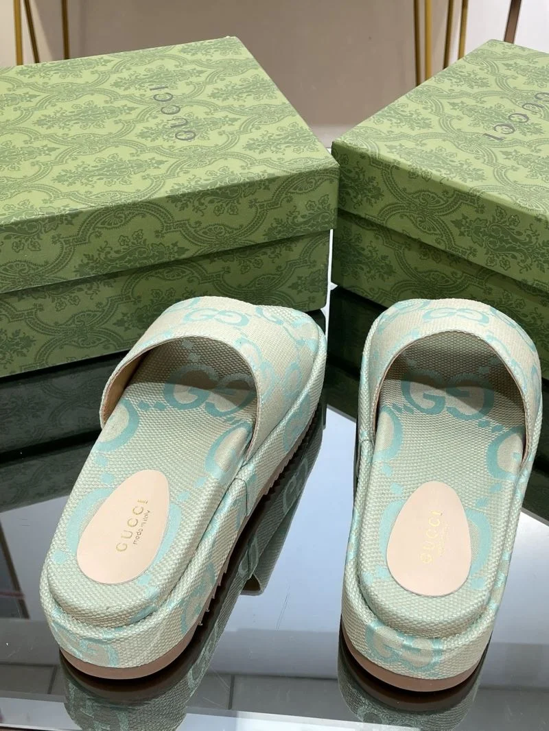 Gucci Slippers Vibrant 24697