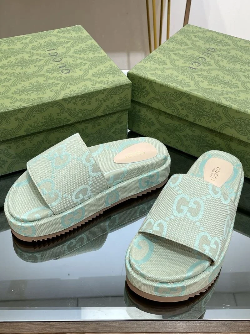 Gucci Slippers Vibrant 24697