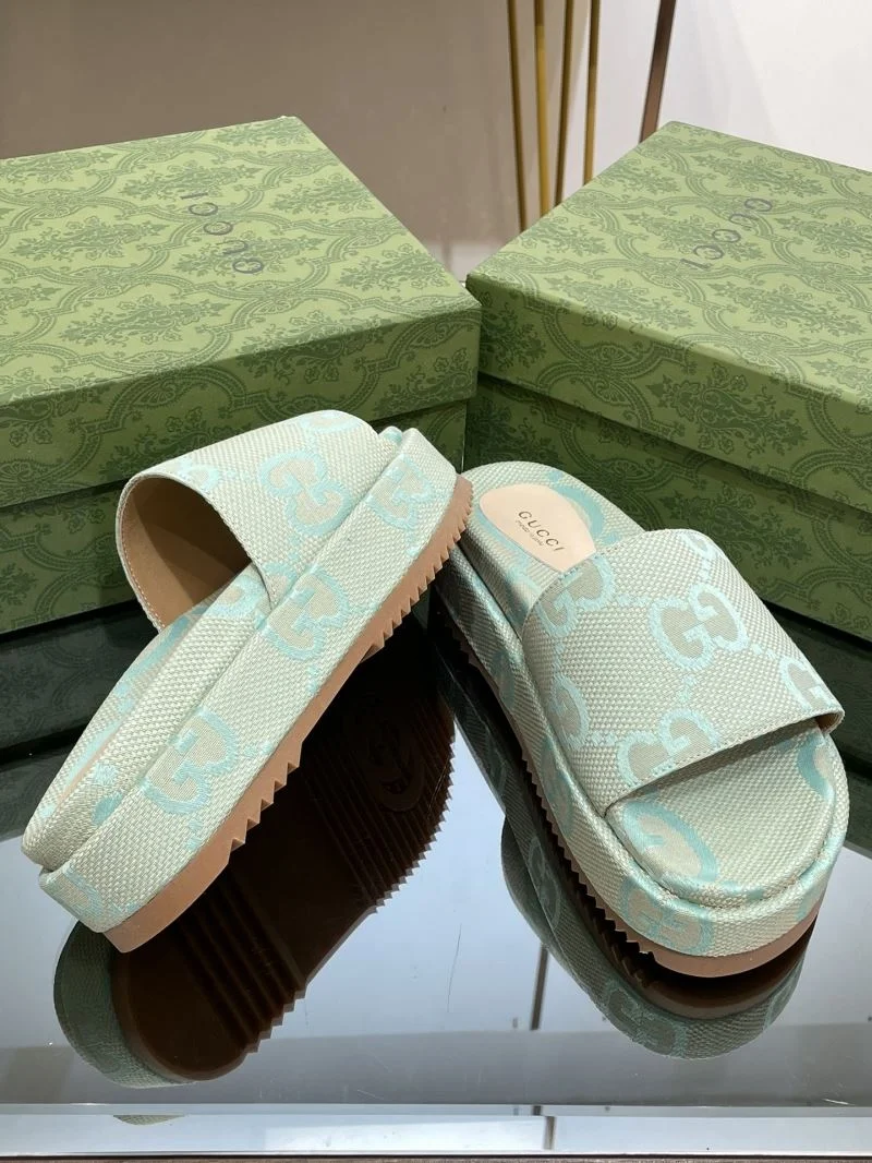 Gucci Slippers Vibrant 24697