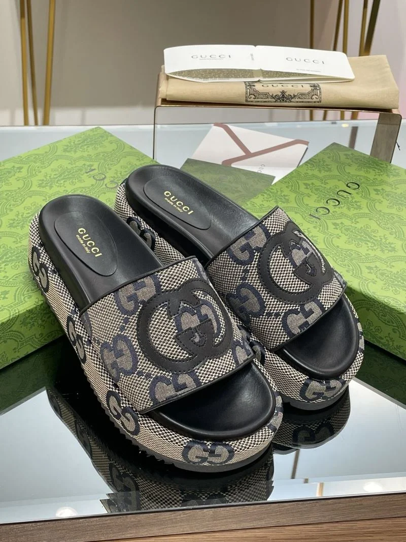 ModernLook Gucci Slippers 24693