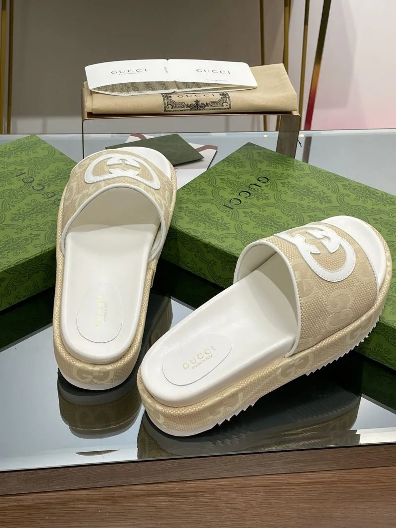 Gucci Slippers WeatherProof 24694