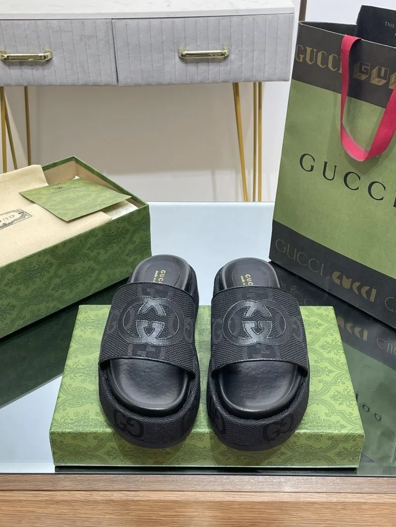 Gucci Slippers Attractive 24681