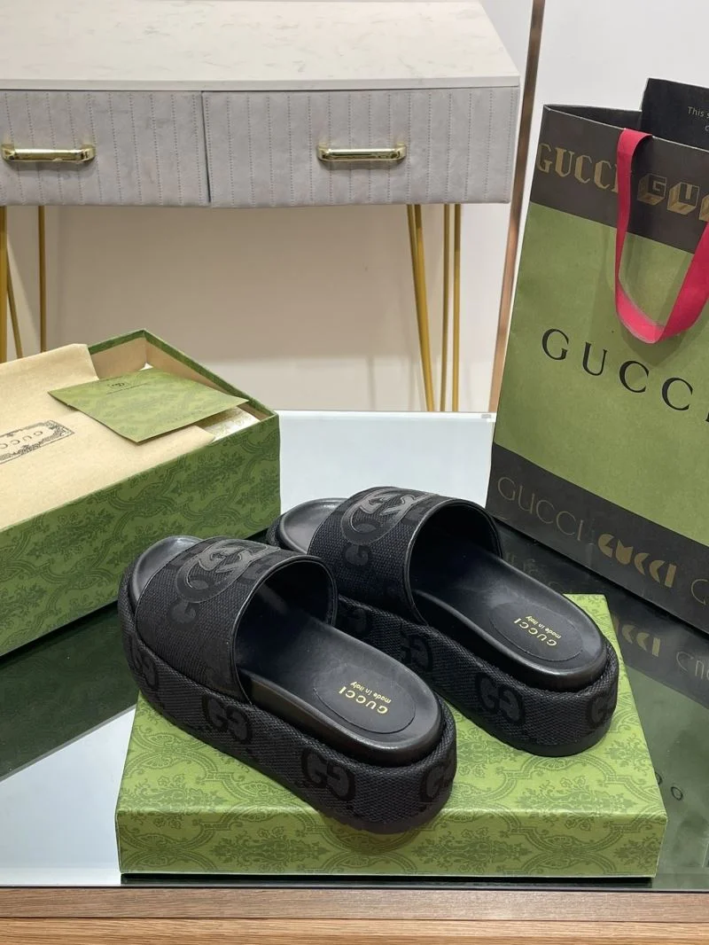 Gucci Slippers Attractive 24681