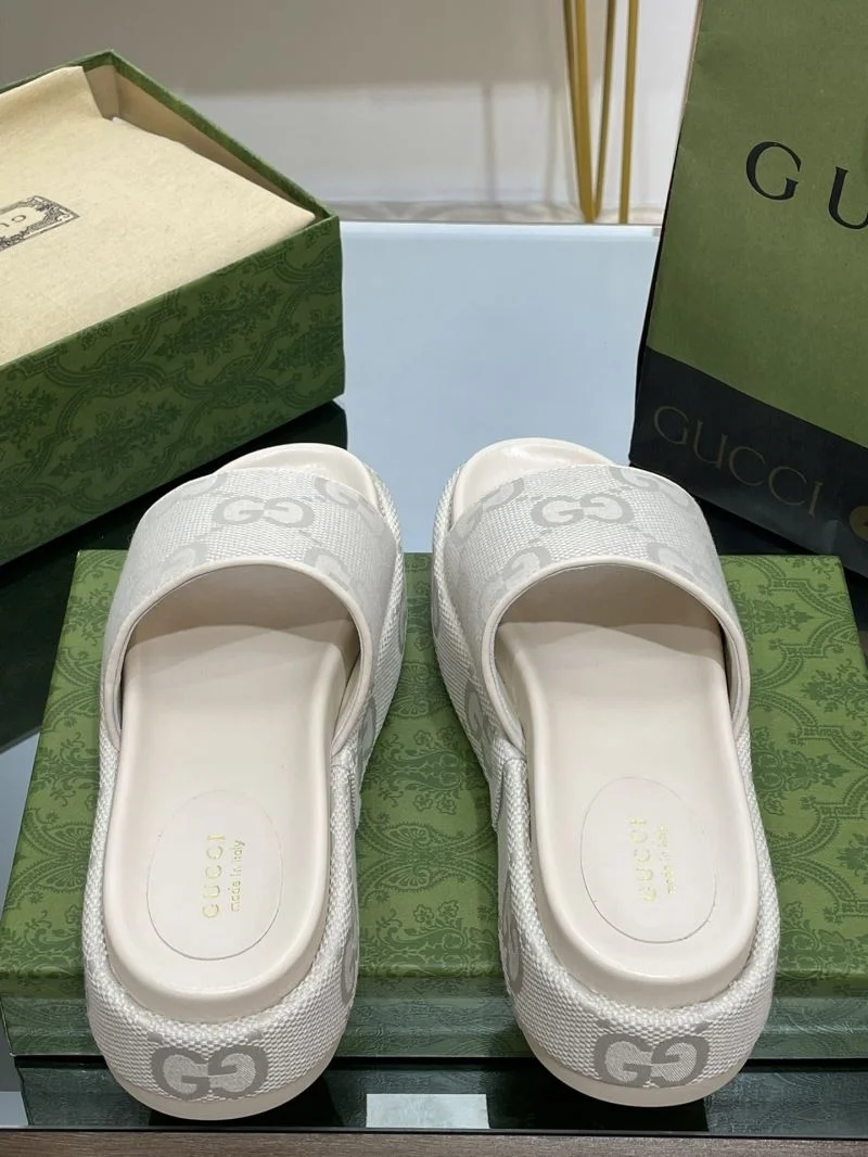 Comfortable Gucci Slippers 24678