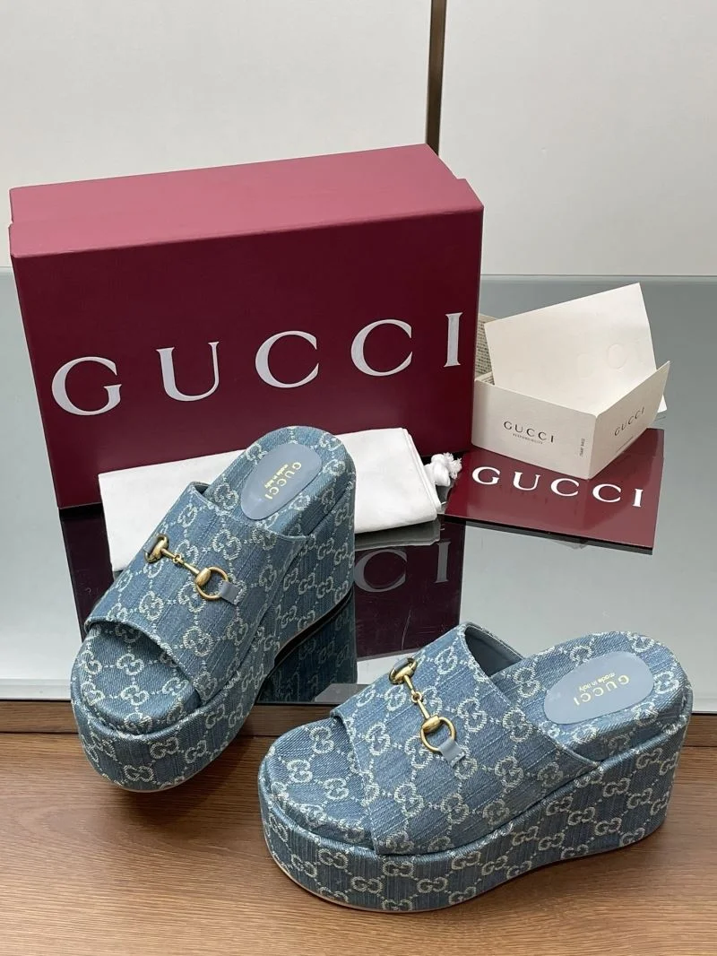 Gucci Slippers Colorful 24660