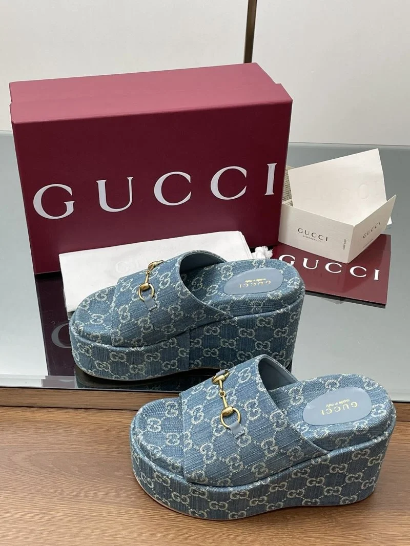 Gucci Slippers Colorful 24660