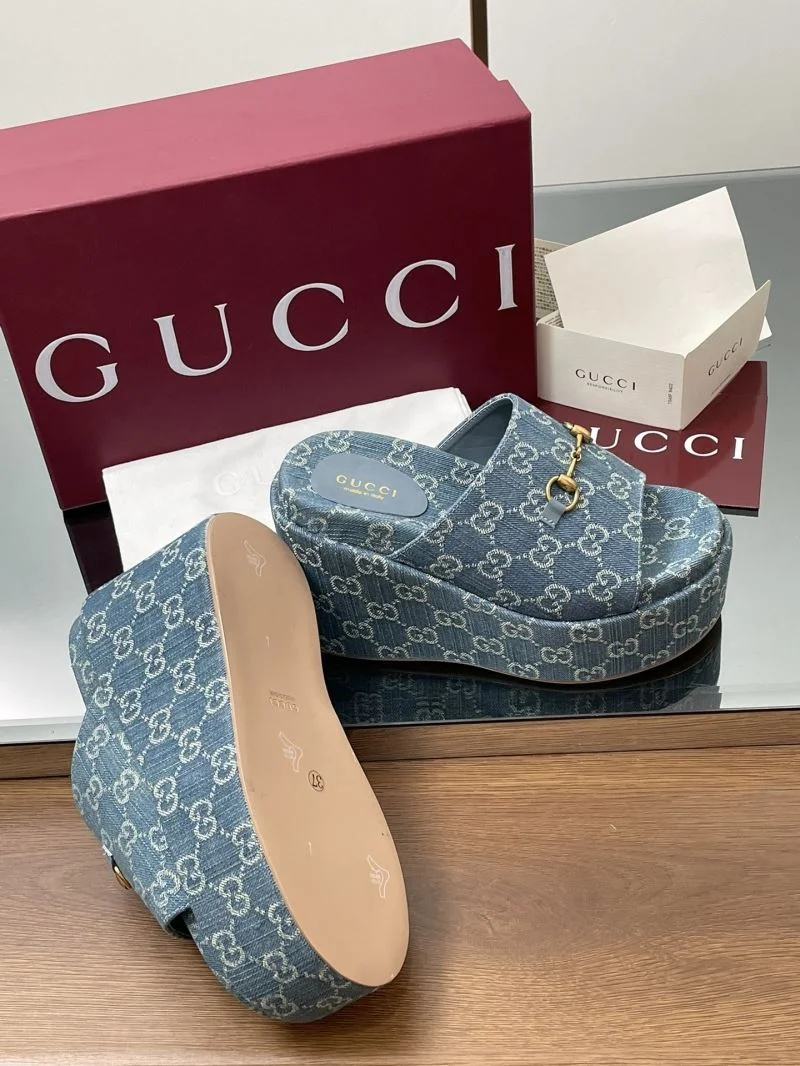 Gucci Slippers Colorful 24660