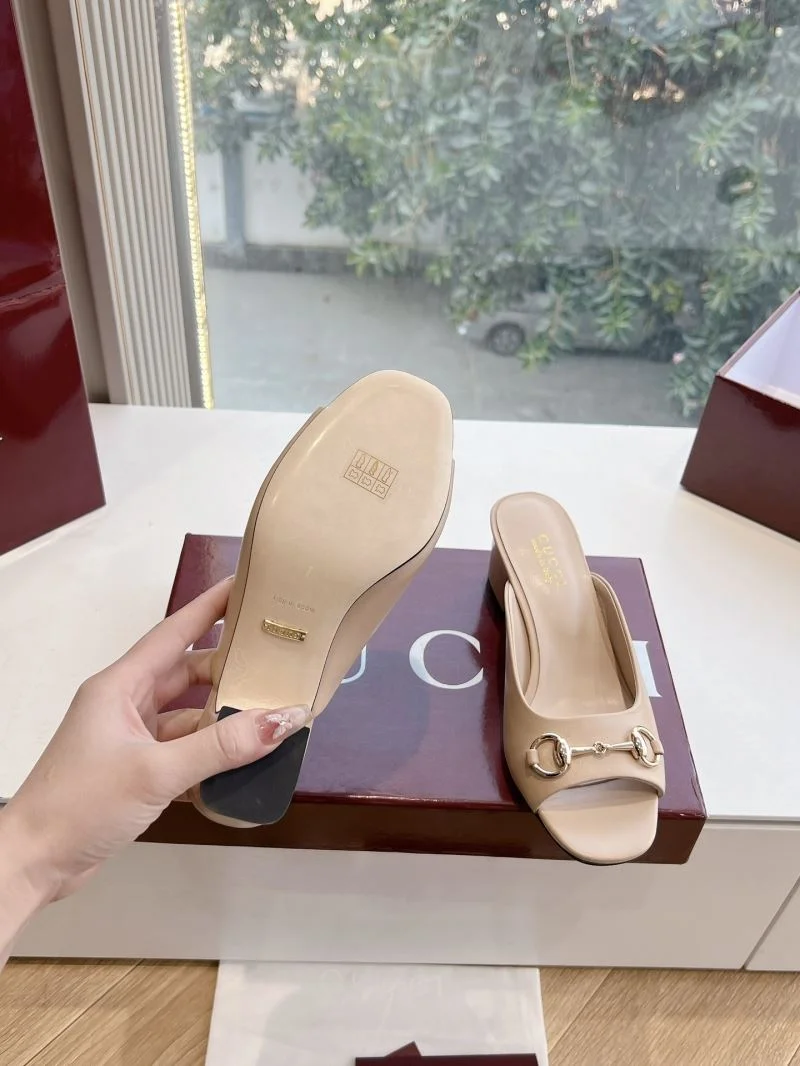 Unique Gucci Slippers 24670