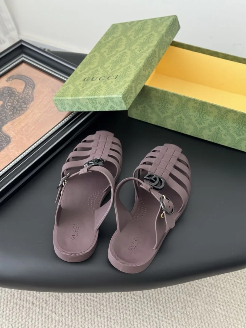 Gucci Slippers Stylish 24662