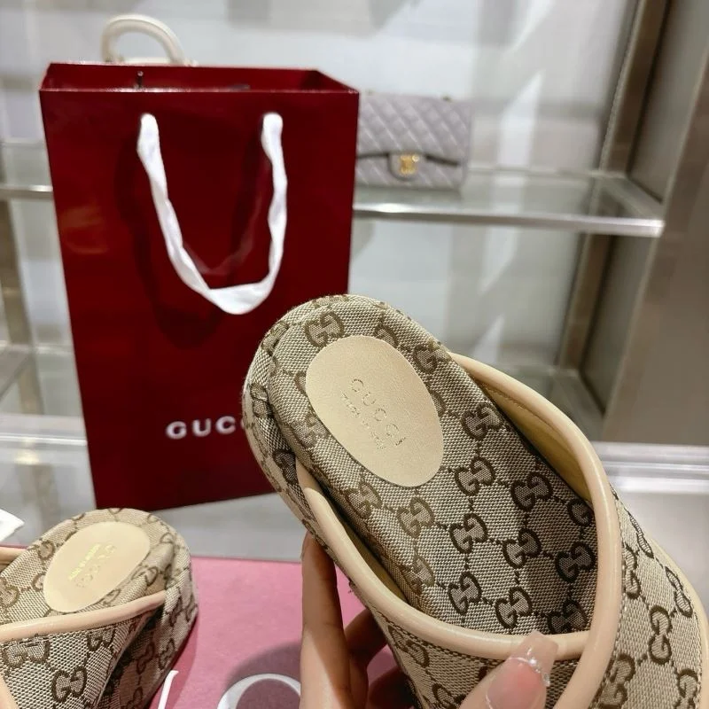 Gucci Slippers Versatile 24668
