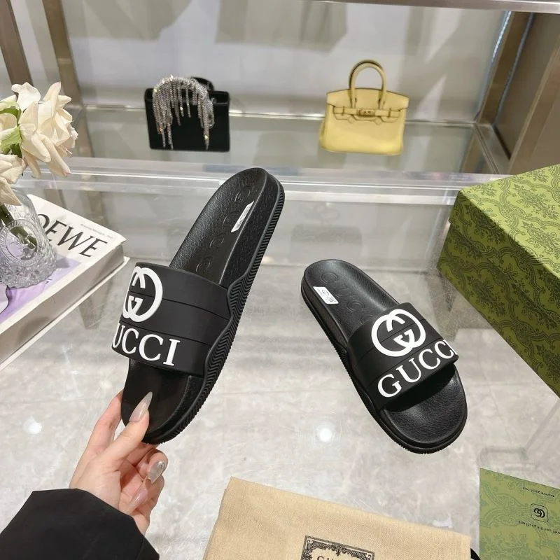 Gucci Slippers MultiPurpose 24666