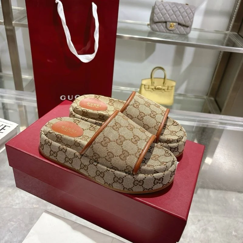 SoftTouch Gucci Slippers 24648