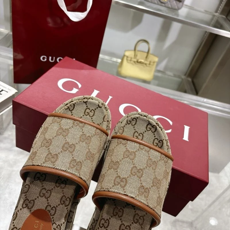 SoftTouch Gucci Slippers 24648