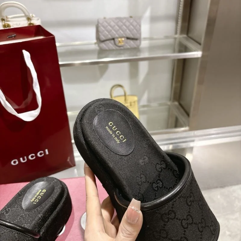 Gucci Slippers SoftTouch 24650