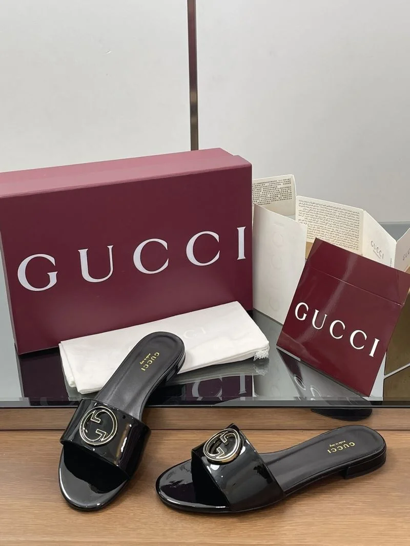 Neat Gucci Slippers 24629