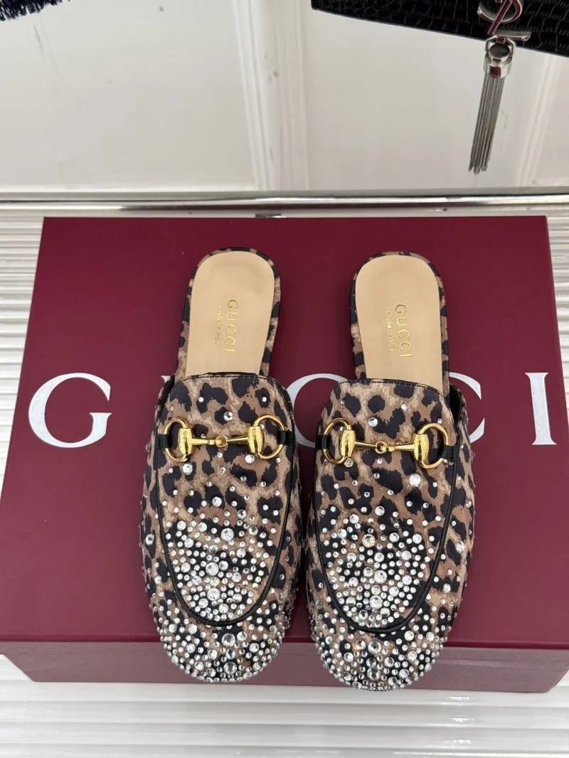 Classic Gucci Slippers 24624
