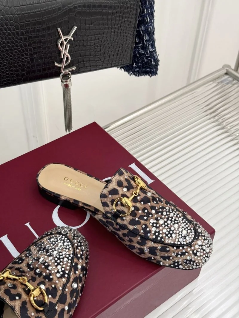 Classic Gucci Slippers 24624