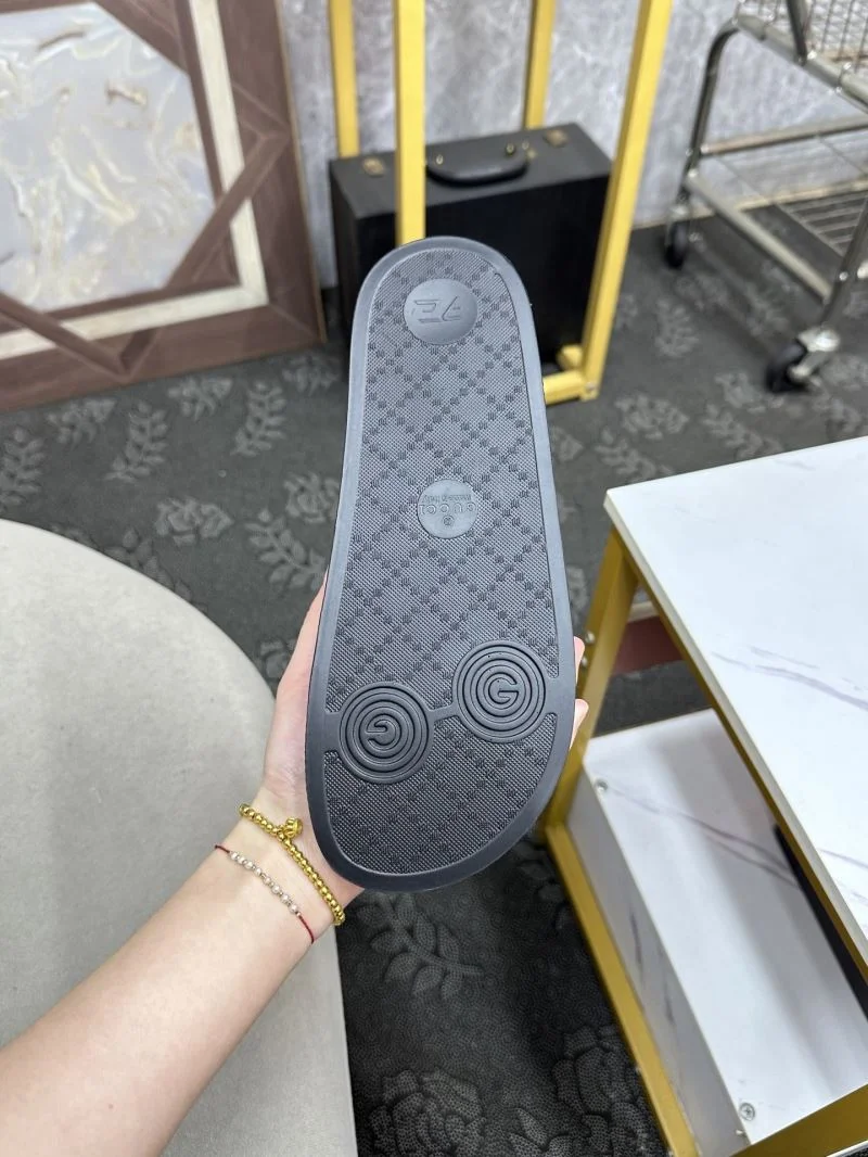 Durable Gucci Slippers 25248