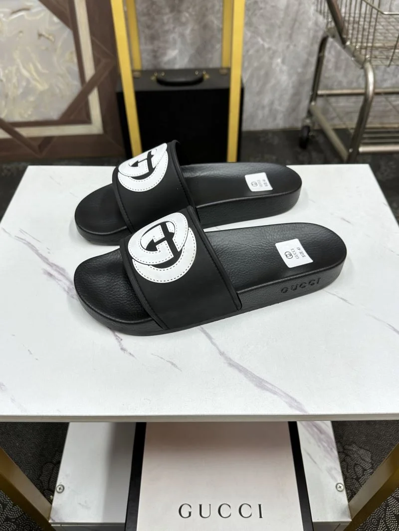 Gucci Slippers Trendsetting 25249