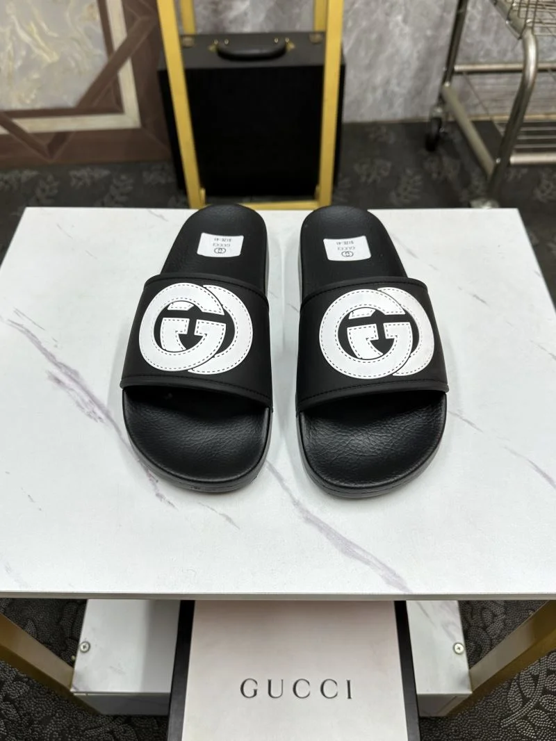 Gucci Slippers Trendsetting 25249