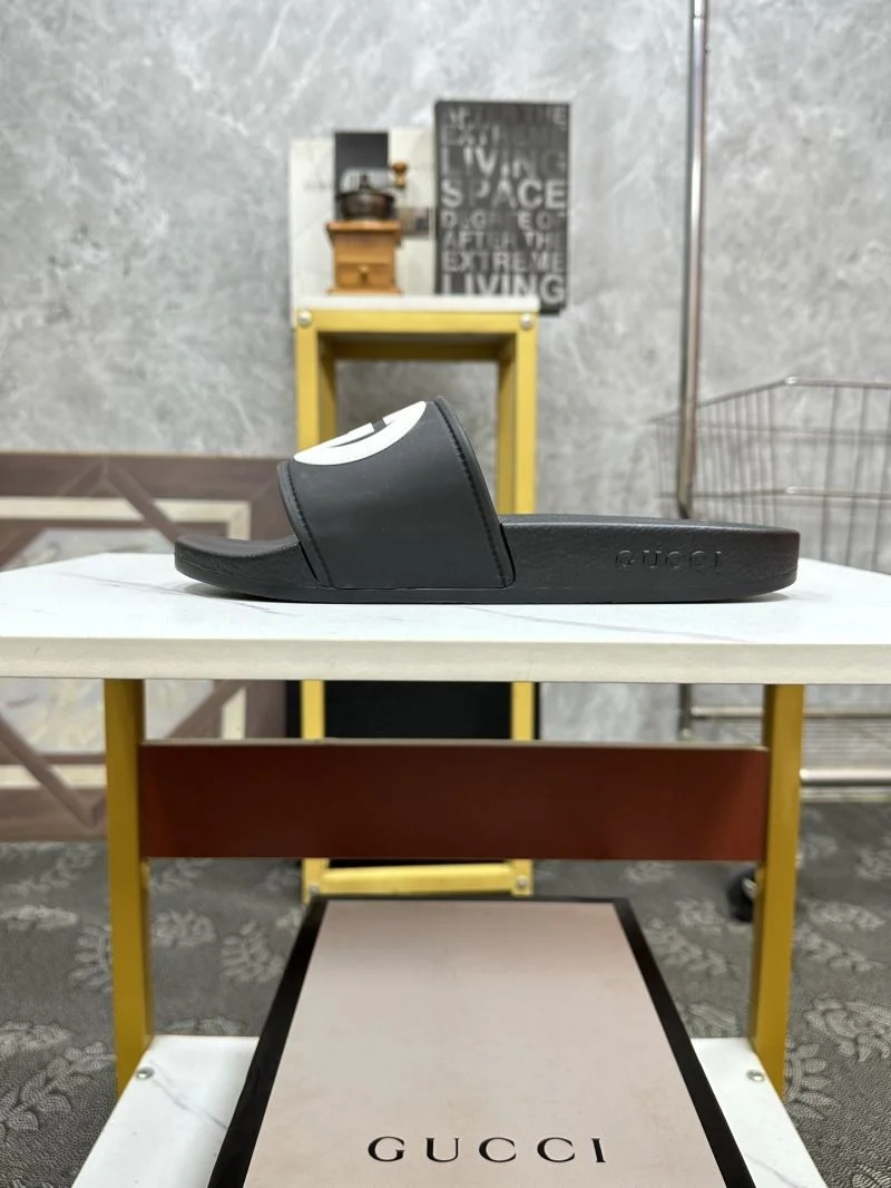 Gucci Slippers Trendsetting 25249