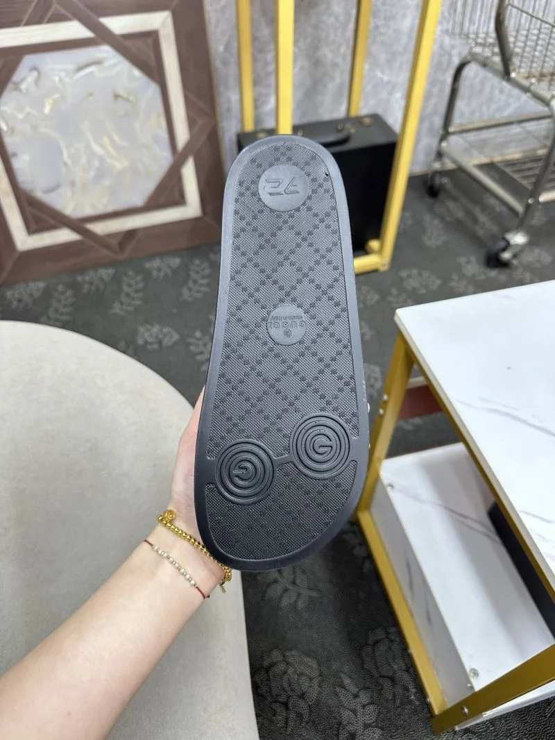 Gucci Slippers ZeroBulk 25238