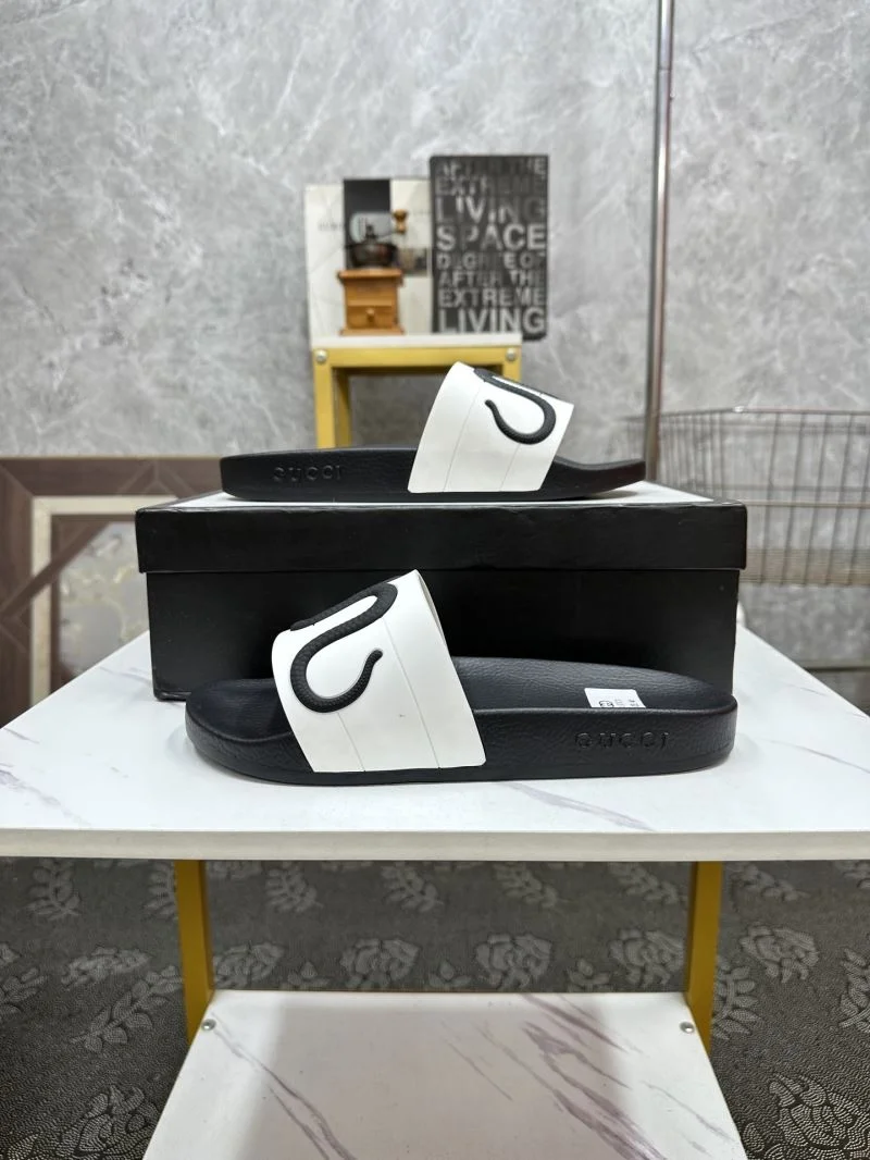 Gucci Slippers Functional 25240