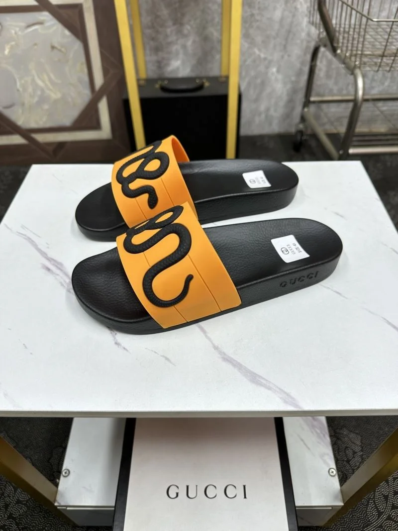 Minimalist Gucci Slippers 25299