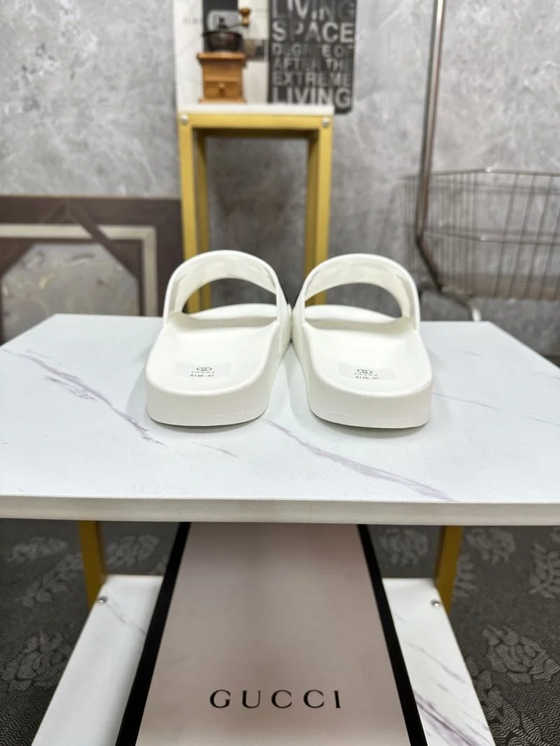ZipUp Gucci Slippers 25336