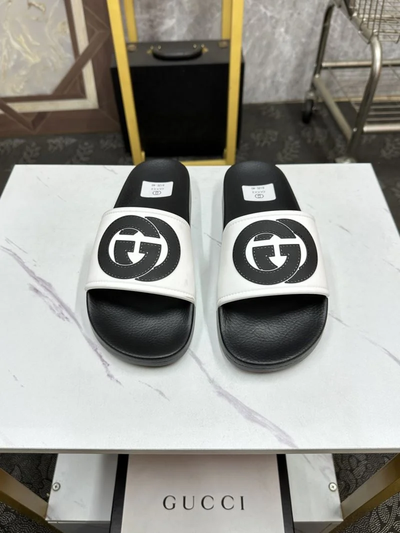 SmoothTexture Gucci Slippers 25241