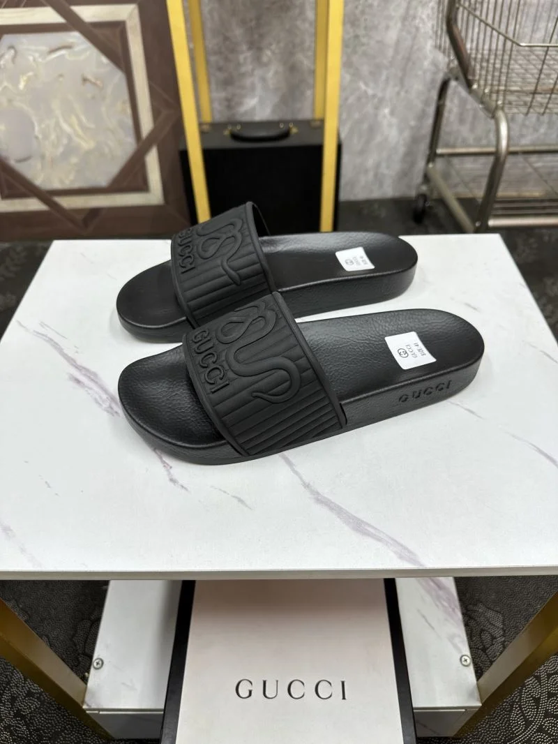 Snug Gucci Slippers 25247