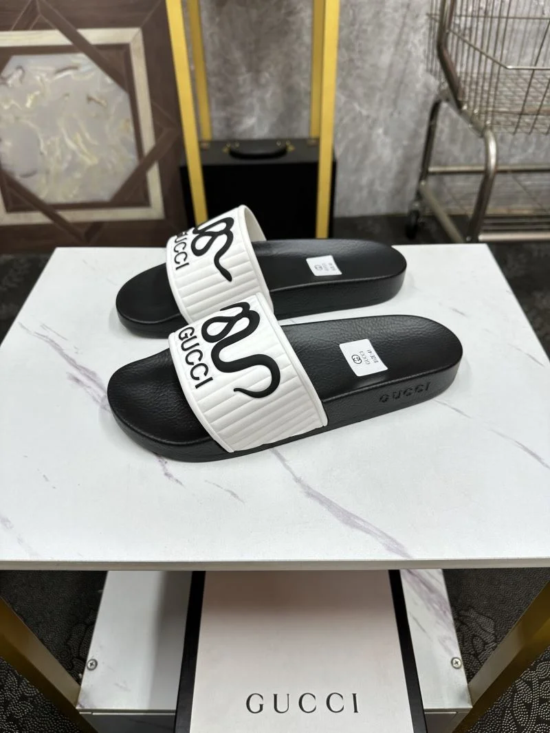 Refined Gucci Slippers 25295