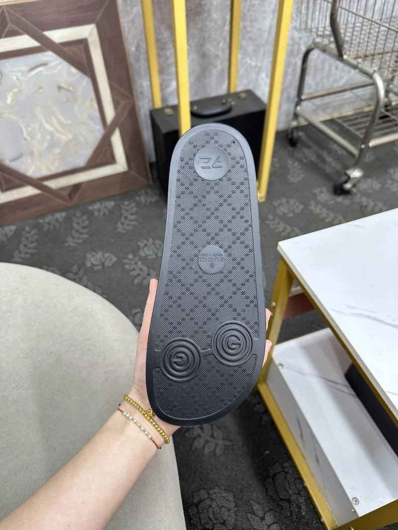 Practical Gucci Slippers 25257