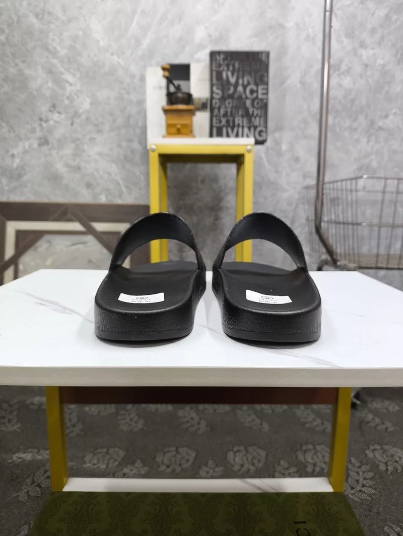 Gucci Slippers ComfortFit 25225
