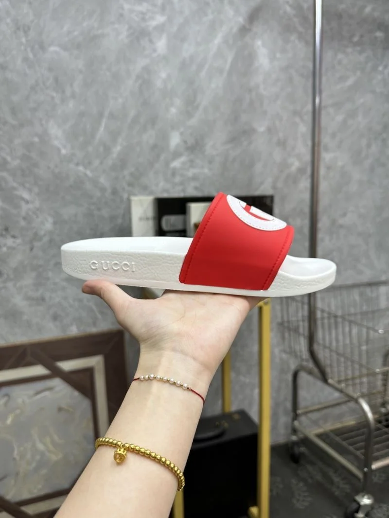 Gucci Slippers Functional 25210