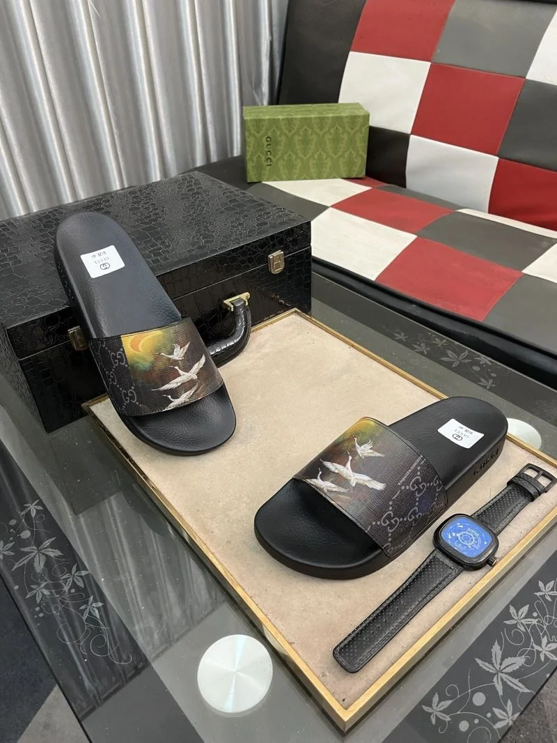 Gucci Slippers Versatile 25202