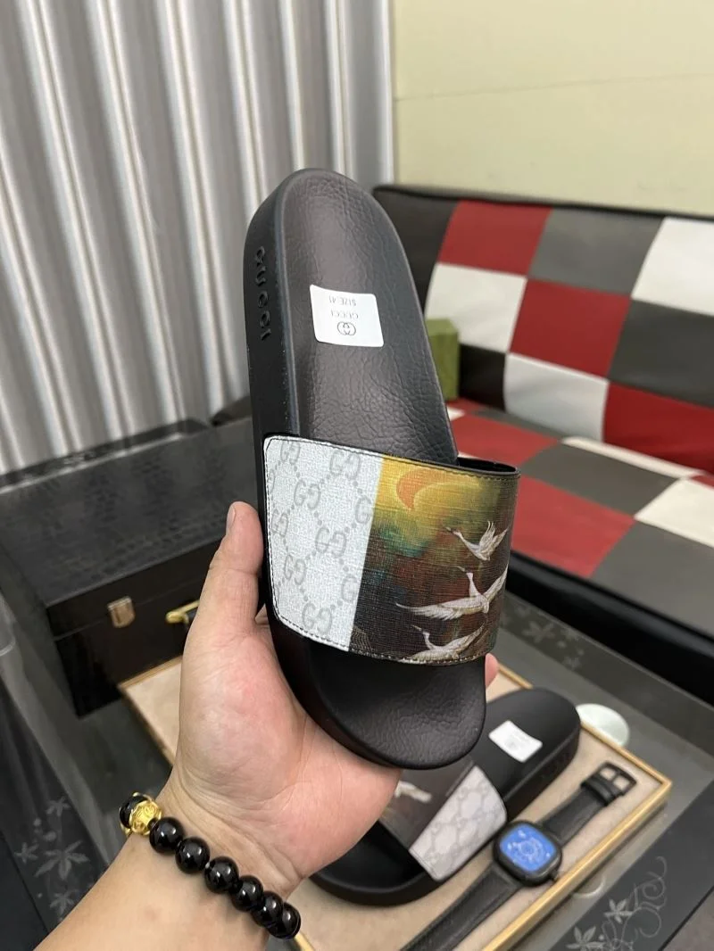Gucci Slippers Refined 25197