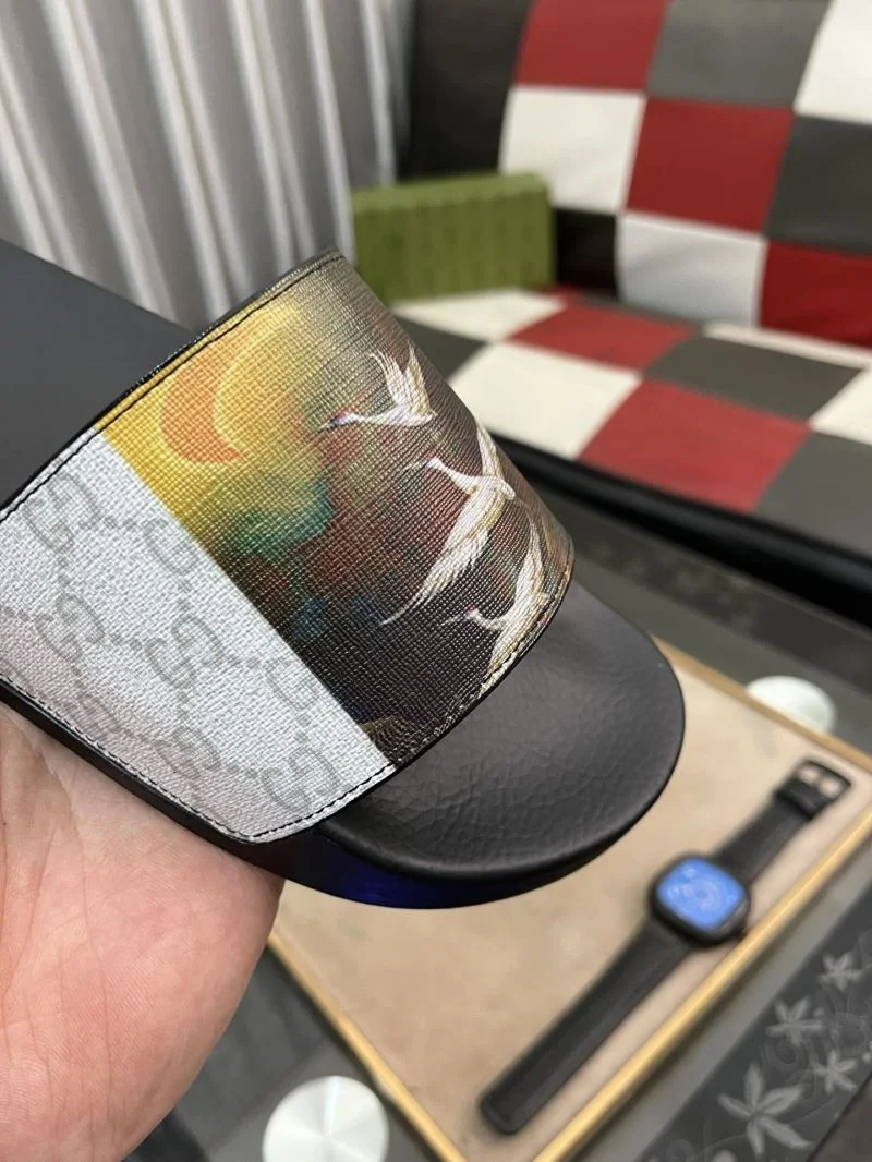 Gucci Slippers Refined 25197