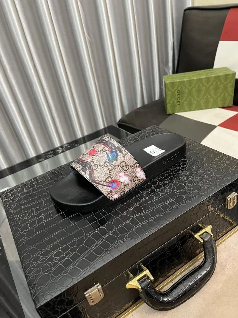 Casual Gucci Slippers 25194